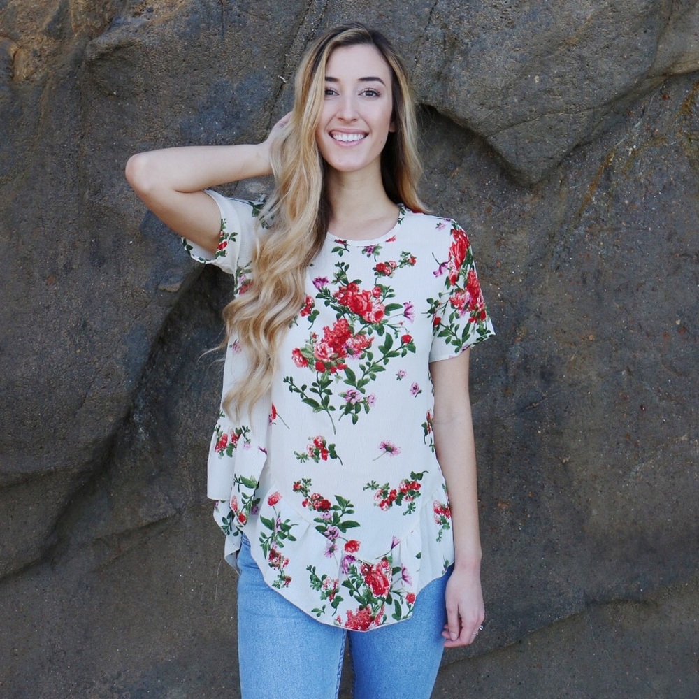 ivory floral top - Picture 2 of 5